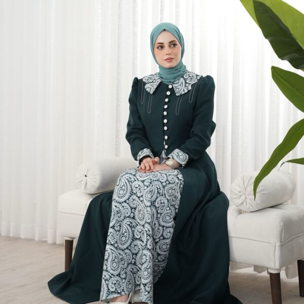 Elegant Paisley Set