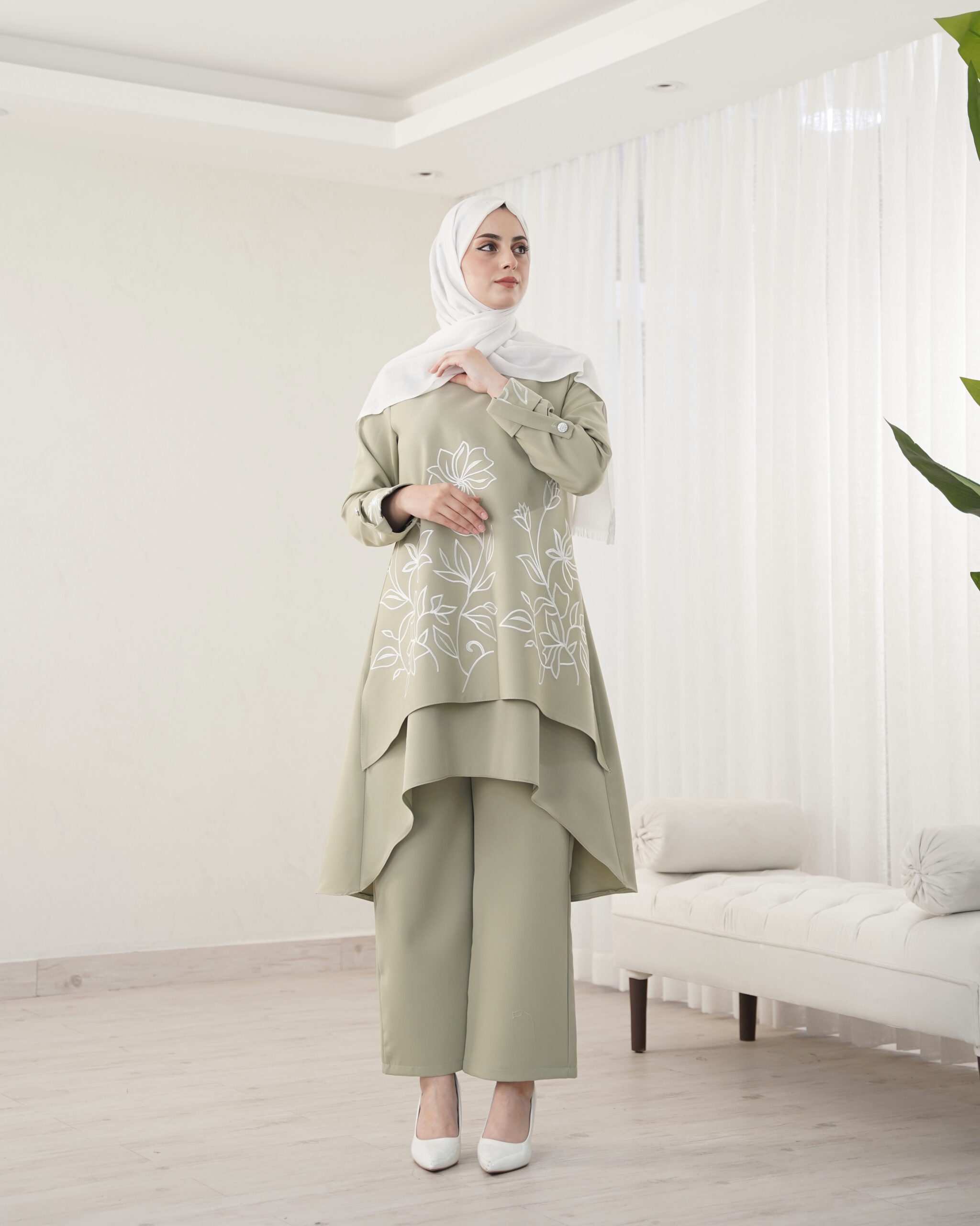 sable elegance hijab Modern Asymmetrical Floral Set